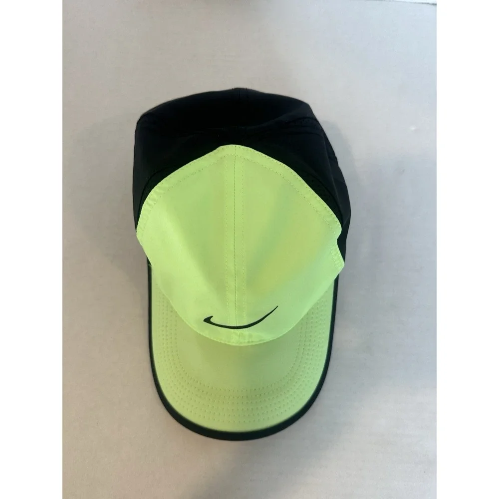 Nike Featherlight Dri Fit Hat Baseball Lime Black Adjustable One Size Running